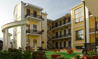 Отель Палас