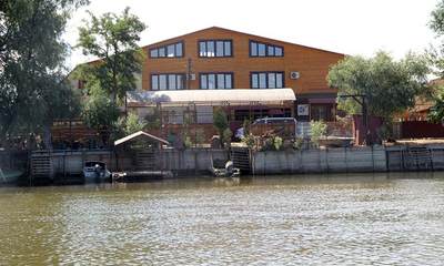 Рыболовно-охотничья база Теремок