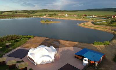 Рыболовная база отдыха Озеро-Парк Емельяновское