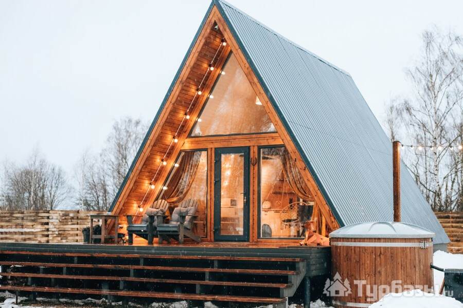 A-Frame HONEY dog-friendly