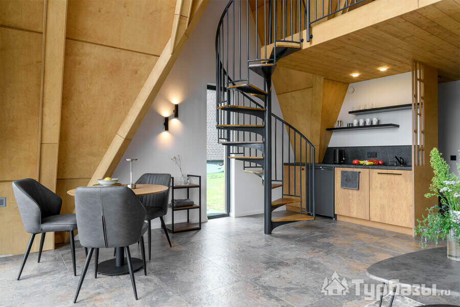 Дом древесный №3. Можно с собаками