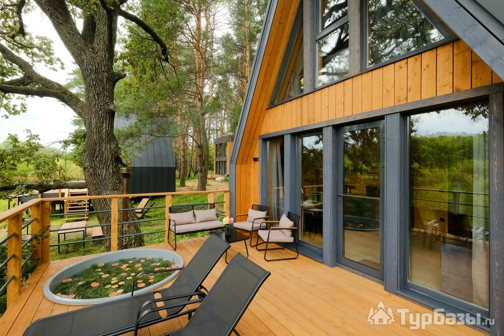 Домик A-Frame Lux с дровяной купелью и мангальной зоной