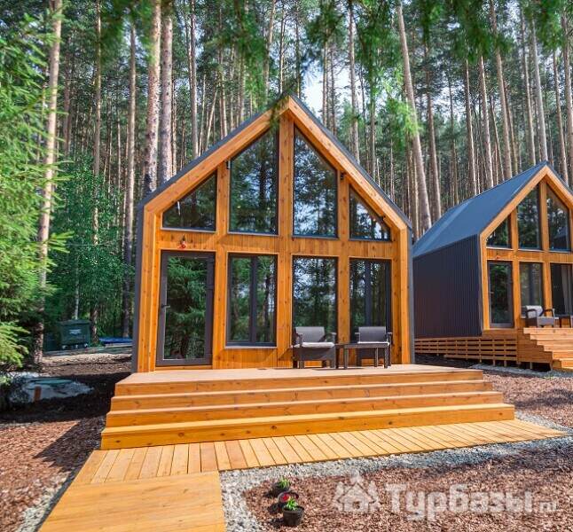 Антресольный