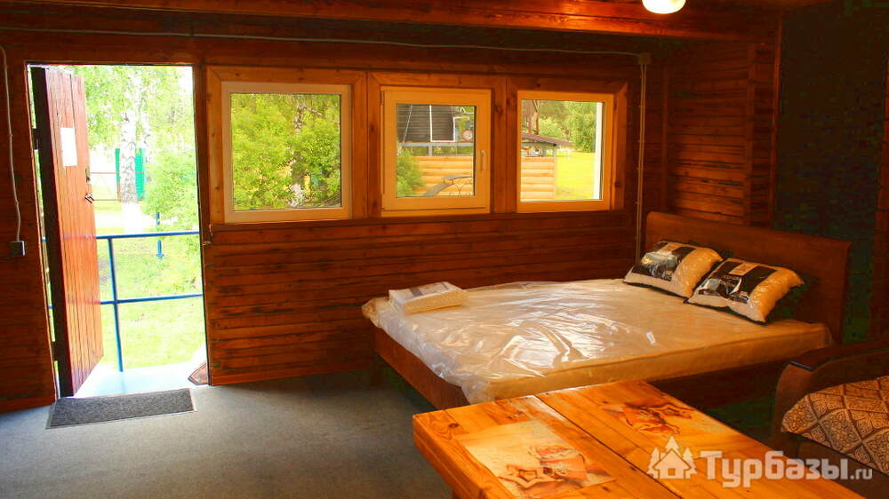 Бунгало с большой верандой и сауной