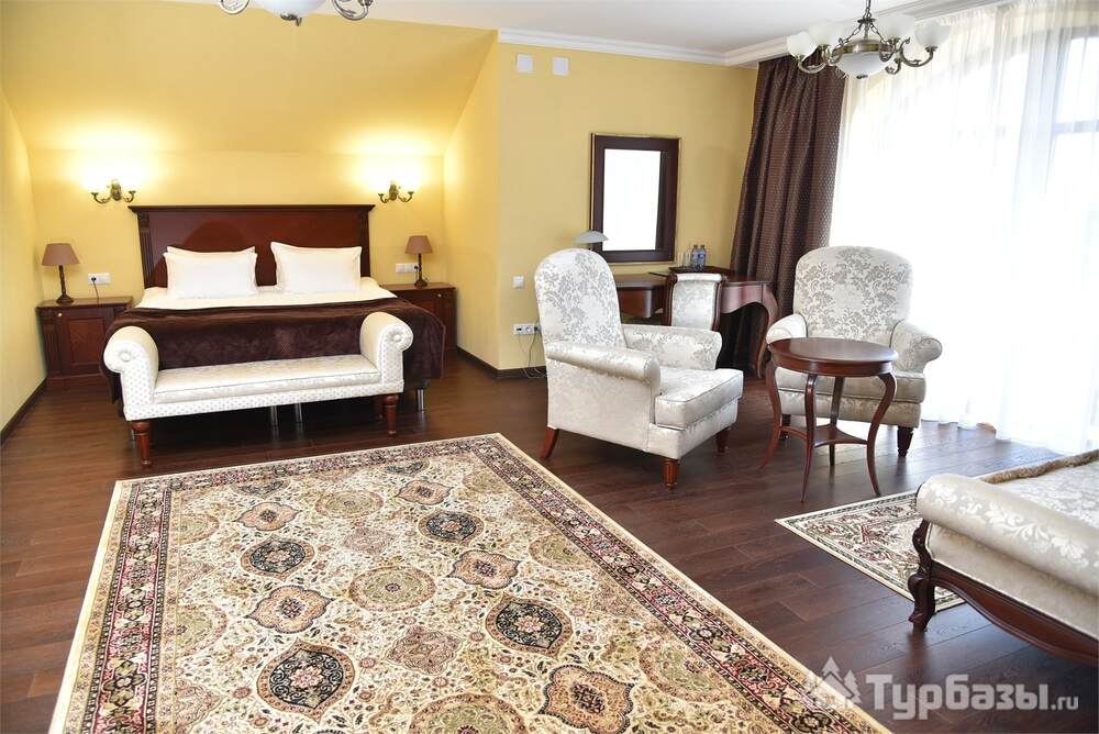 Люкс с видом на внутренний дворик