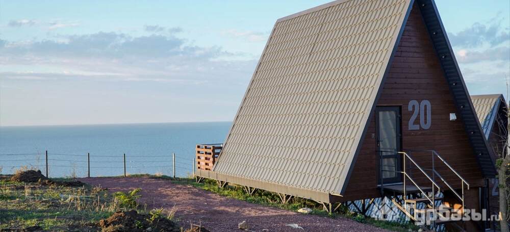 Домик A-FRAME с видом на море