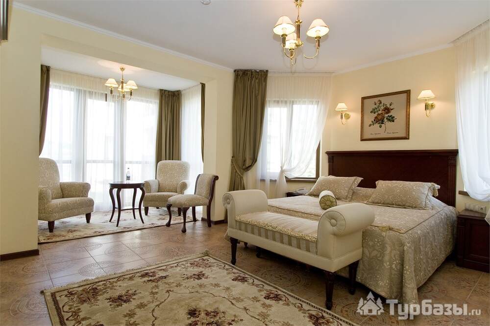 Бизнес-класс с выходом в бассейн