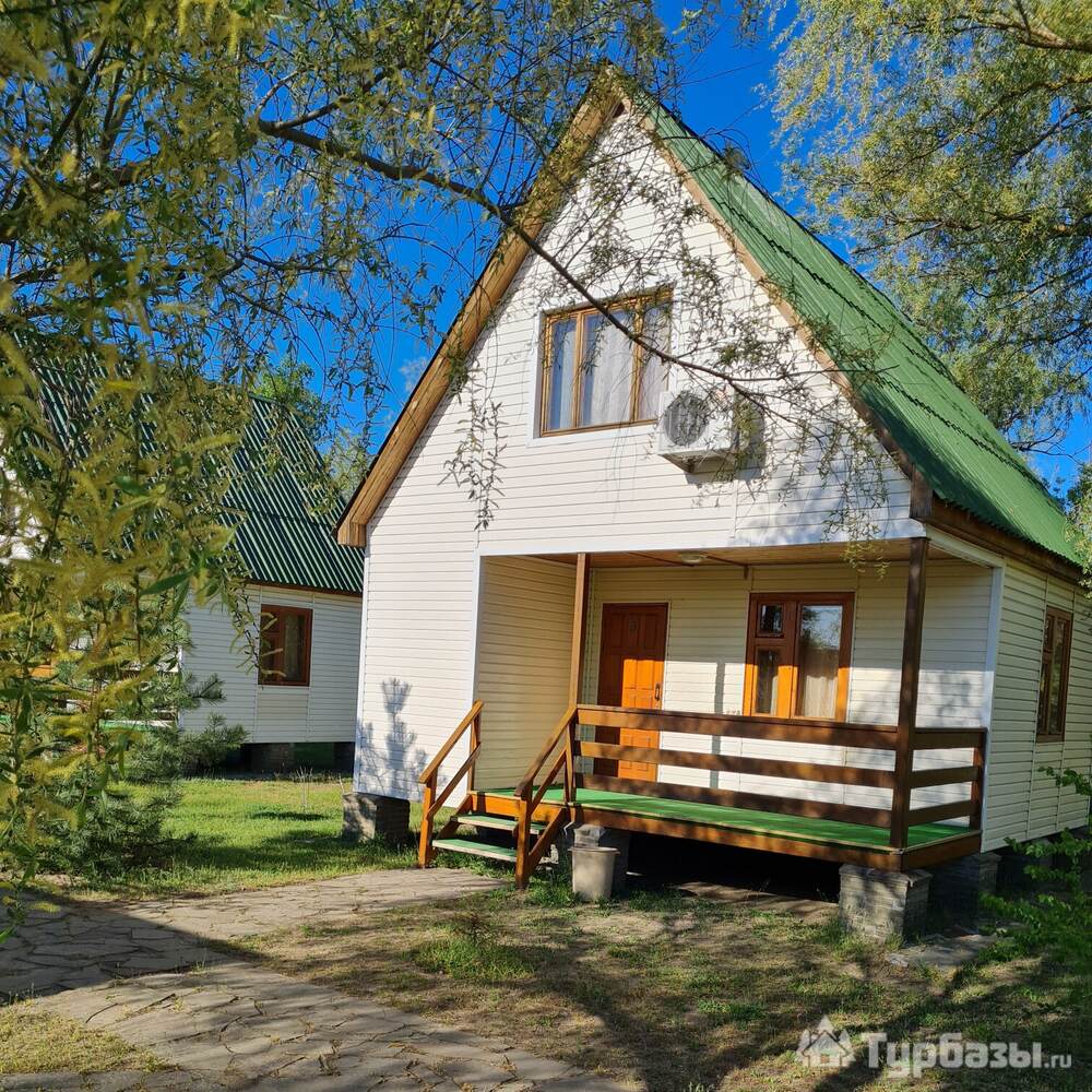 Шестиместный коттедж