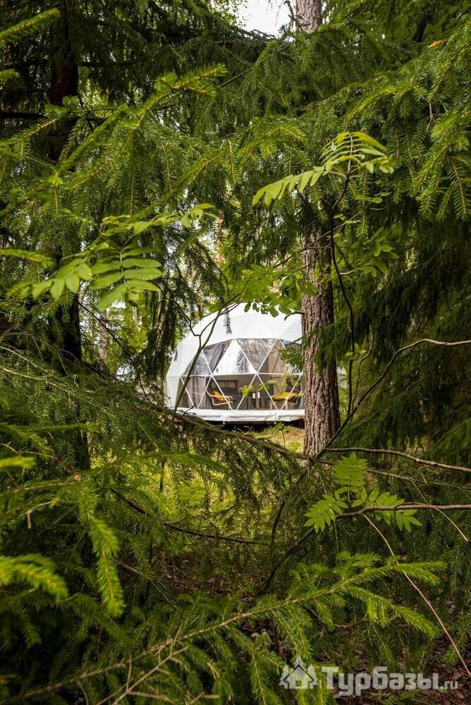 Сфера Стандарт (с видом на озеро)