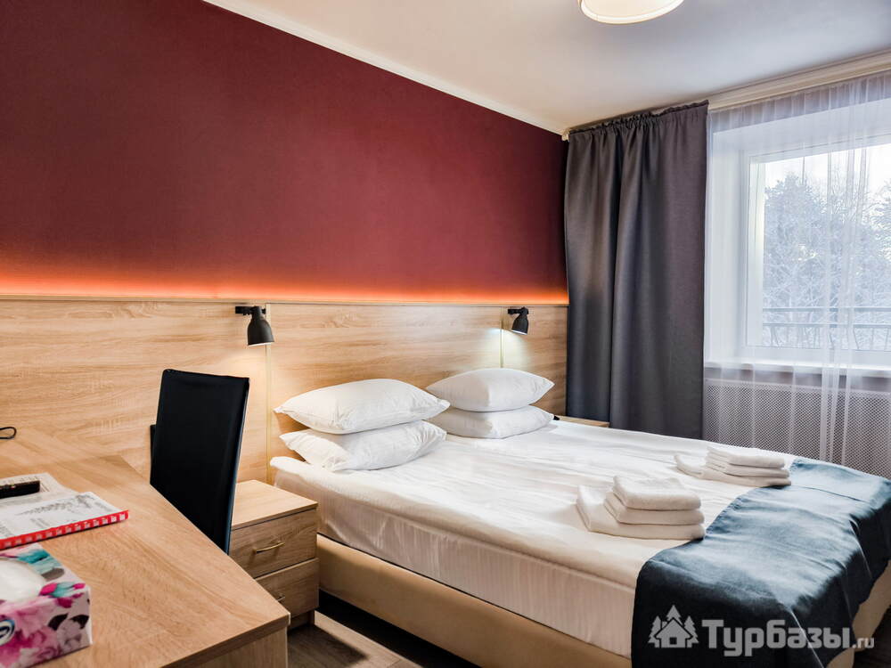 Стандарт с видом на паркинг (I категория)