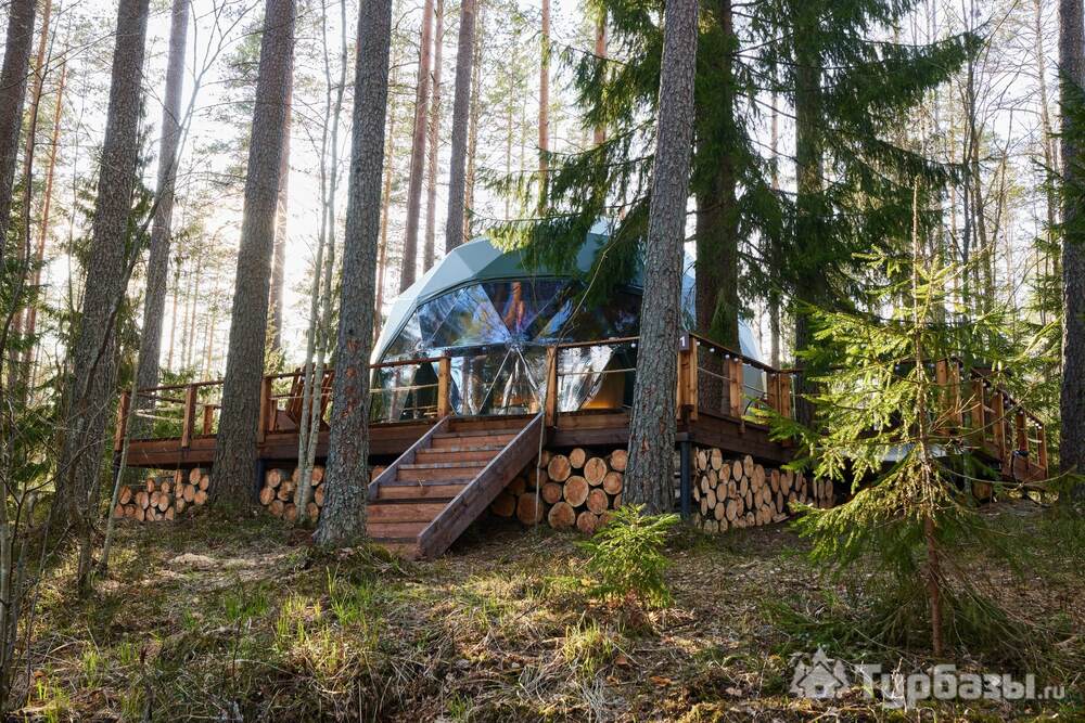 Сфера с купелью лесная